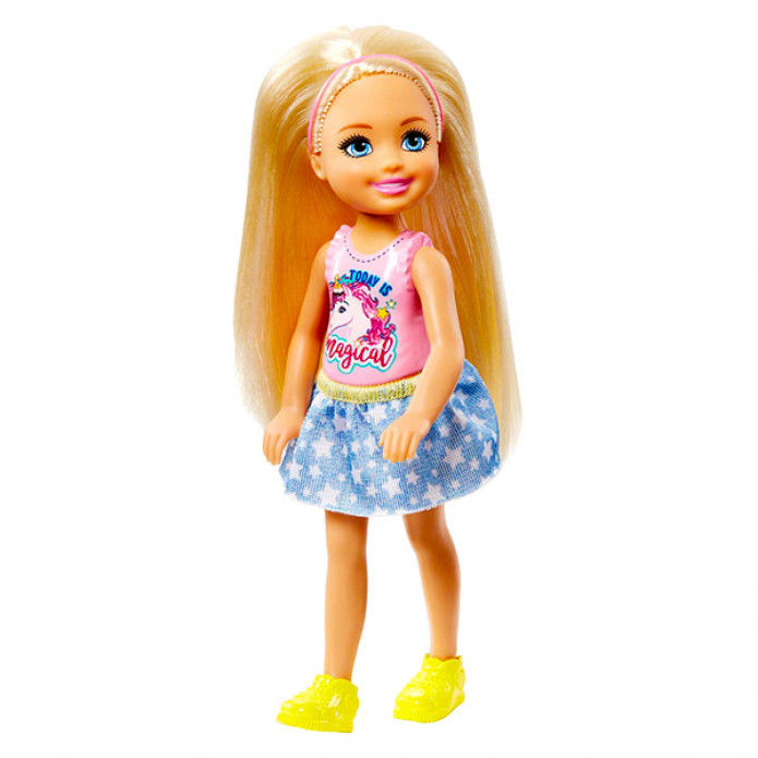  Barbie Chelsea Club: szőke hajú Chelsea unikornisos pólóban